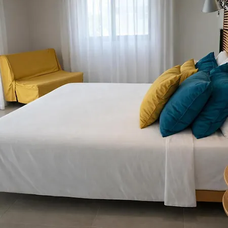 Hotiday Centro 3* Torre Lapillo